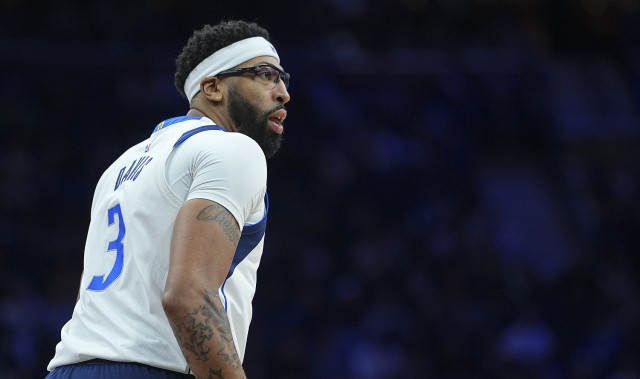 九游-夏天可签四年2.75亿！美记：浓眉的目标是一份顶薪续约合同！