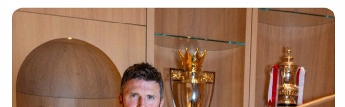 电子游戏-9天内2次换帅 曼联官宣44岁名宿4年后回归 曾率队3场0败+掀翻枪手