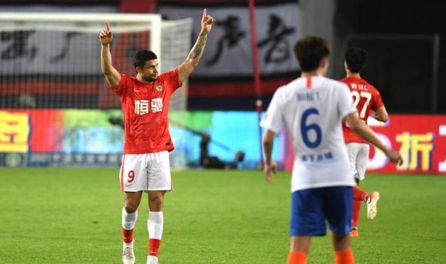 九游官网-广州队暂列赛区头名 卡帅：保证全员健康最后争冠